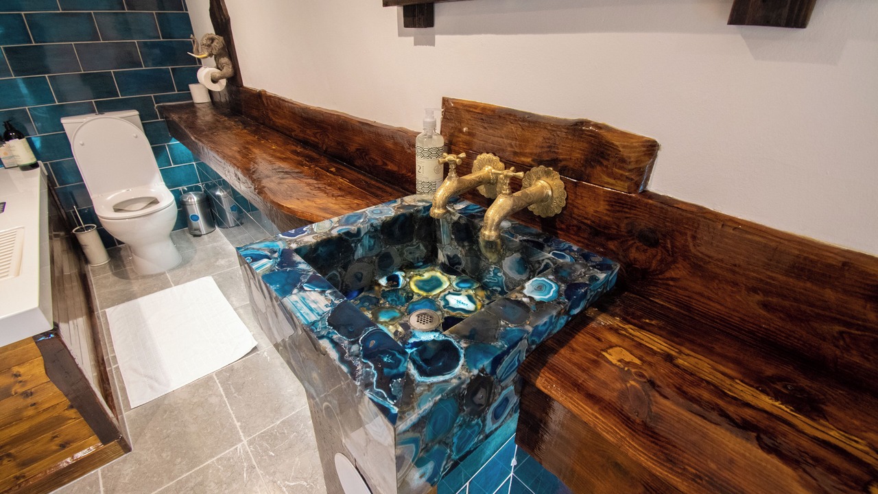 Photo of Outdoor in Leverton