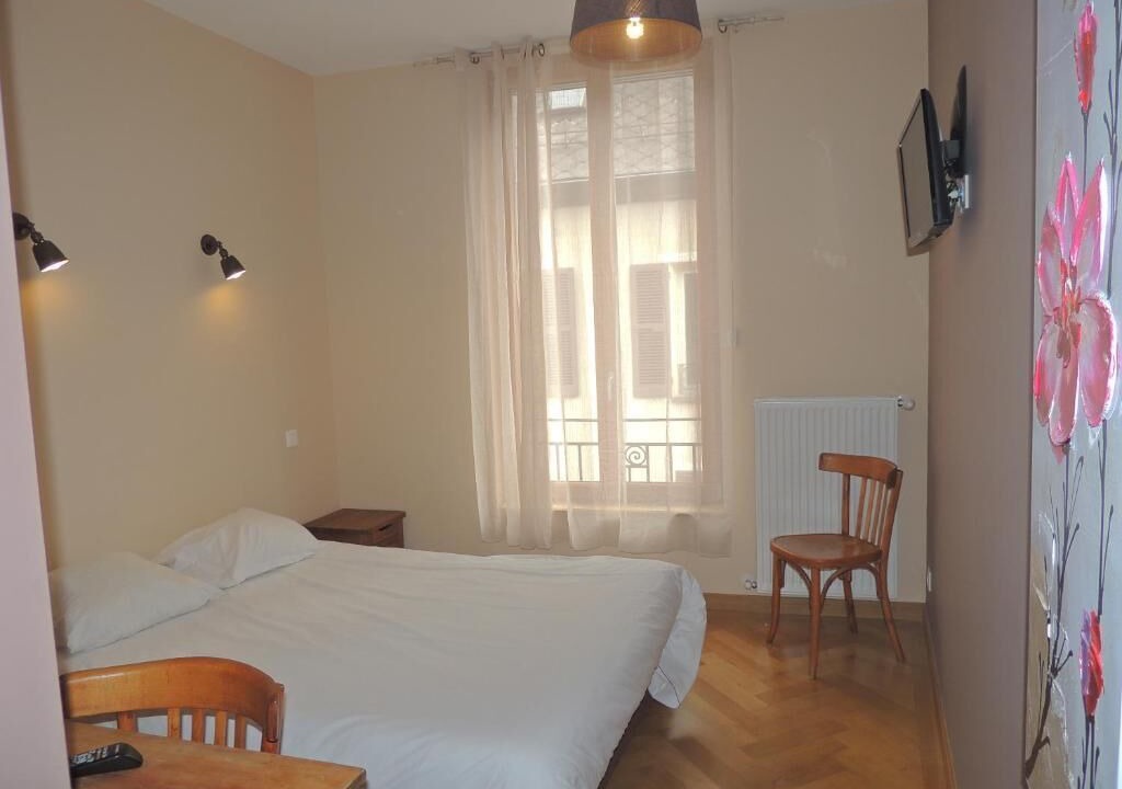 Photo of Bedroom in Le Bourg-d'Oisans