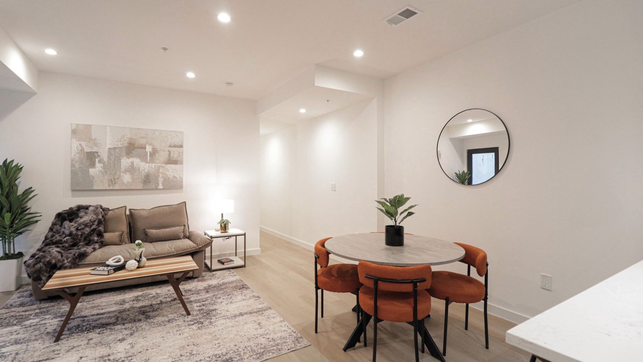 Photo of Livingroom in Shaw