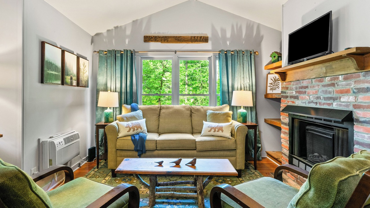 Photo of Others in Clarkesville