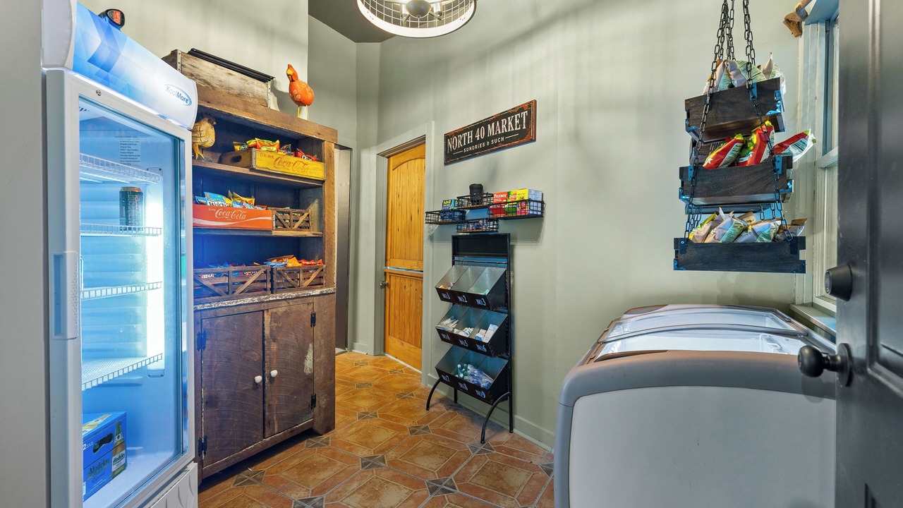 Photo of Others in Clarkesville