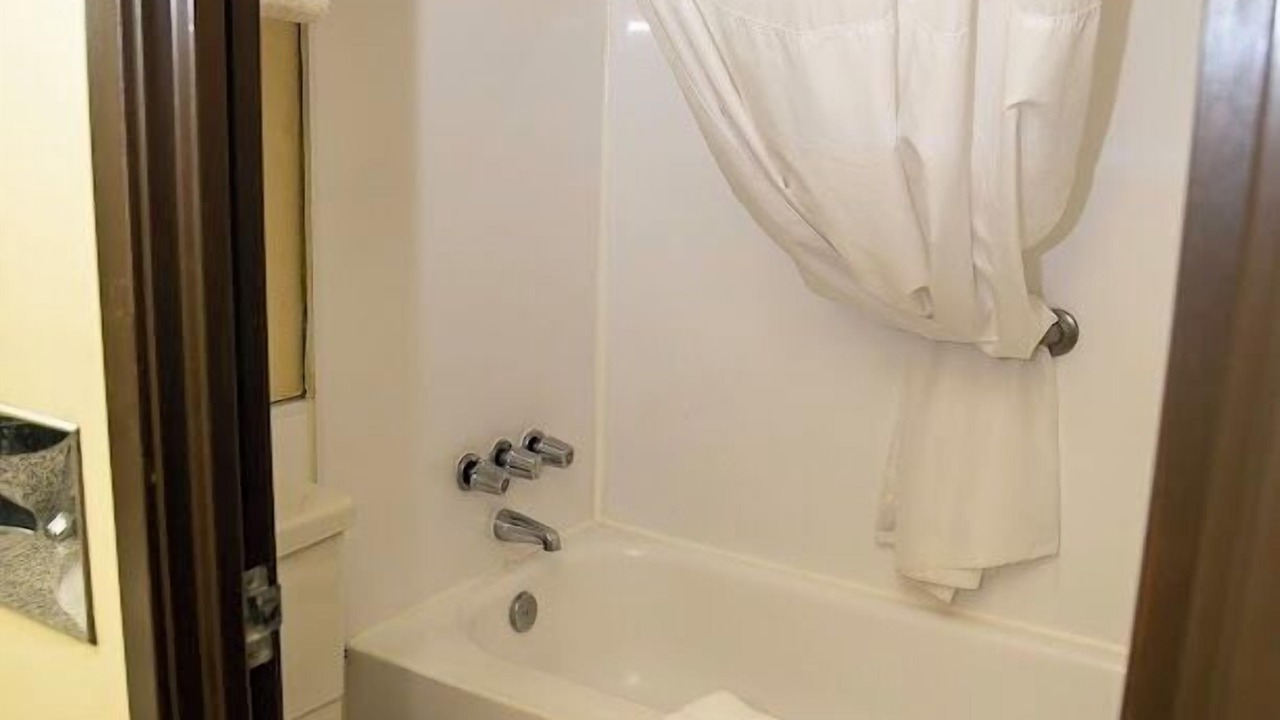 Photo of Bathroom in Albany
