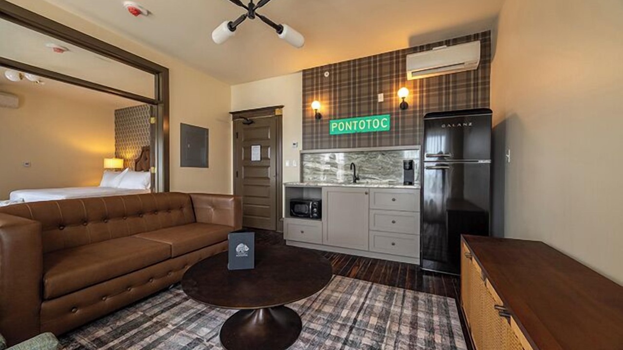 Photo of Livingroom in South Main Historic District