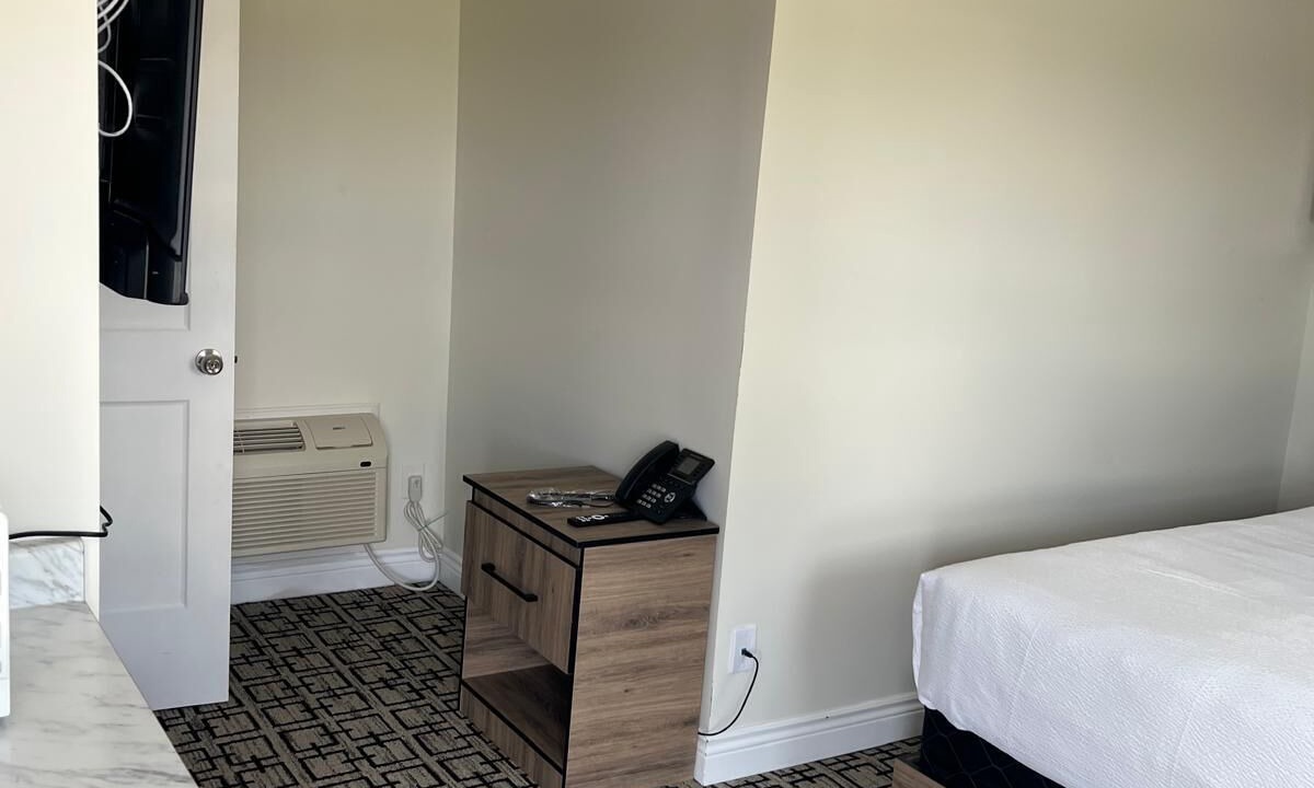 Photo of Bedroom in Owen Sound
