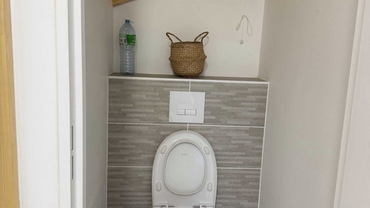 Photo of Bathroom in Suresnes