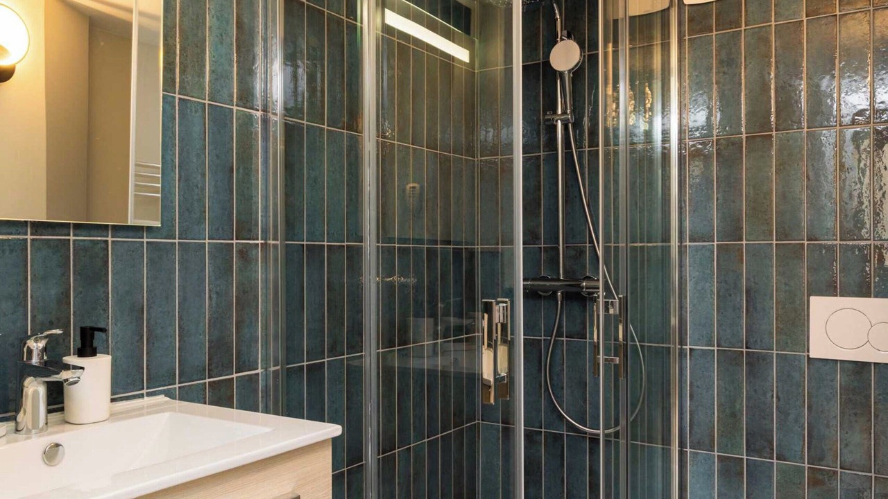 Photo of Bathroom in 1st Arrondissement