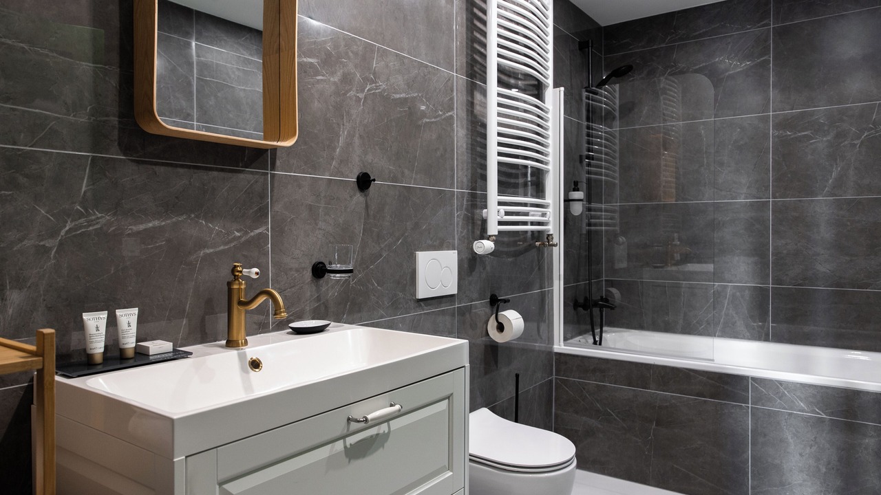 Photo of Bathroom in Marnand