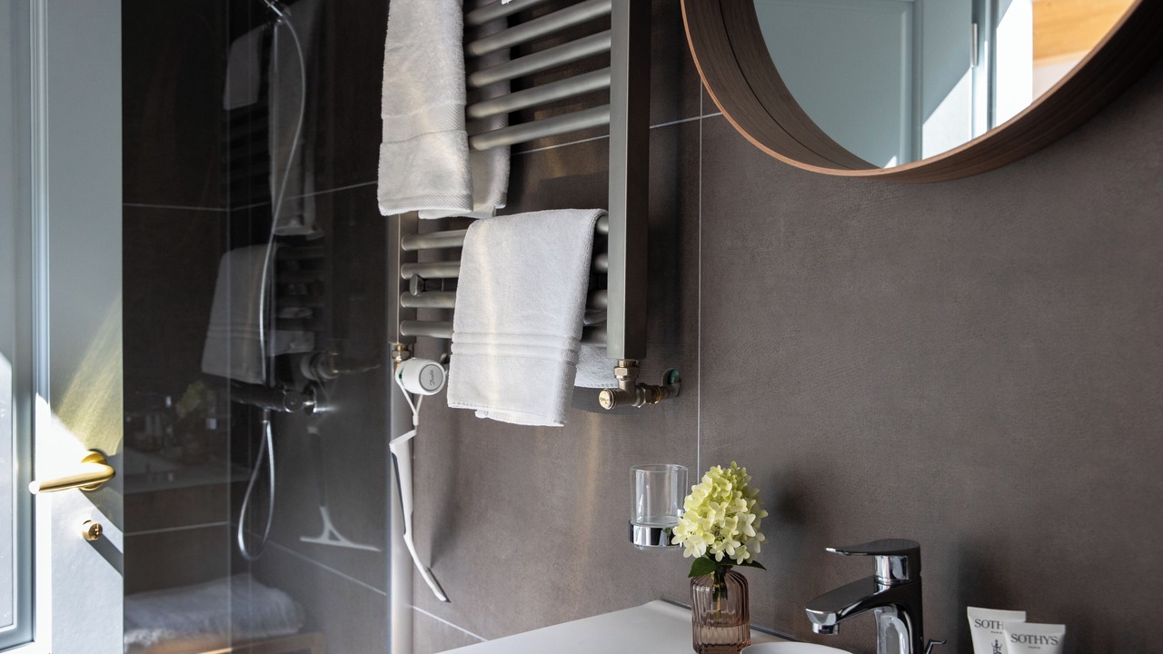 Photo of Bathroom in Marnand