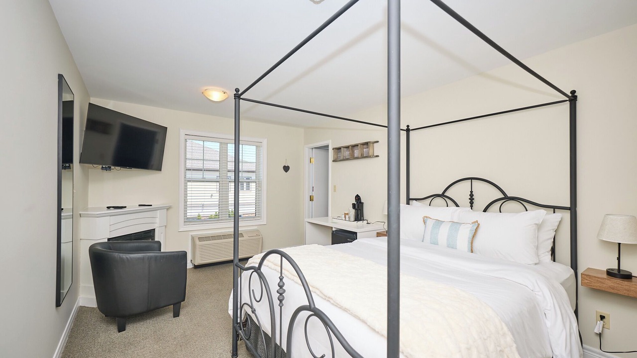 Photo of Bedroom in Historic Old Town