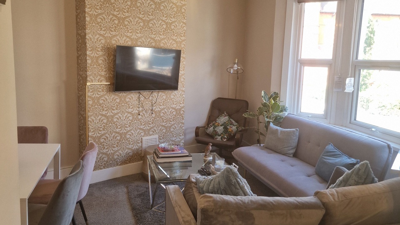 Photo of Others in Earlsfield