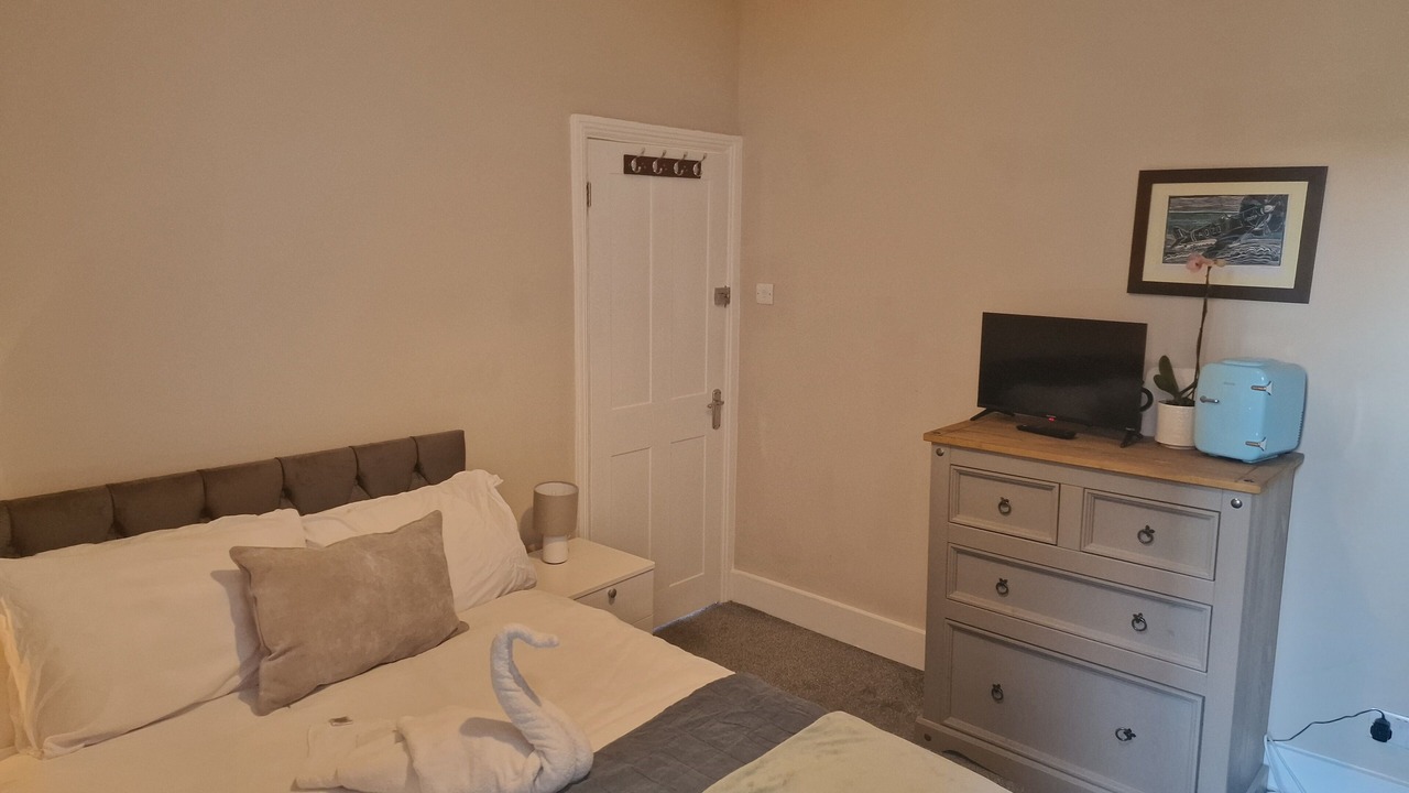 Photo of Others in Earlsfield