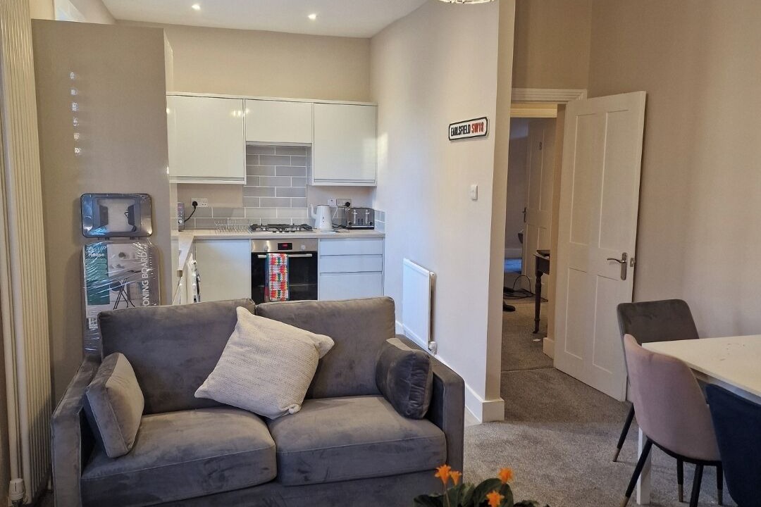 Photo of Others in Earlsfield