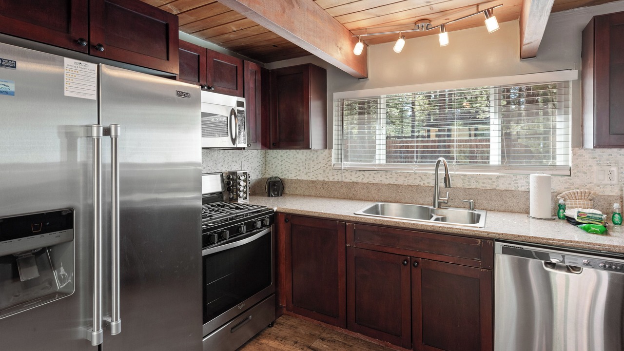 Photo of Kitchen in Big Bear