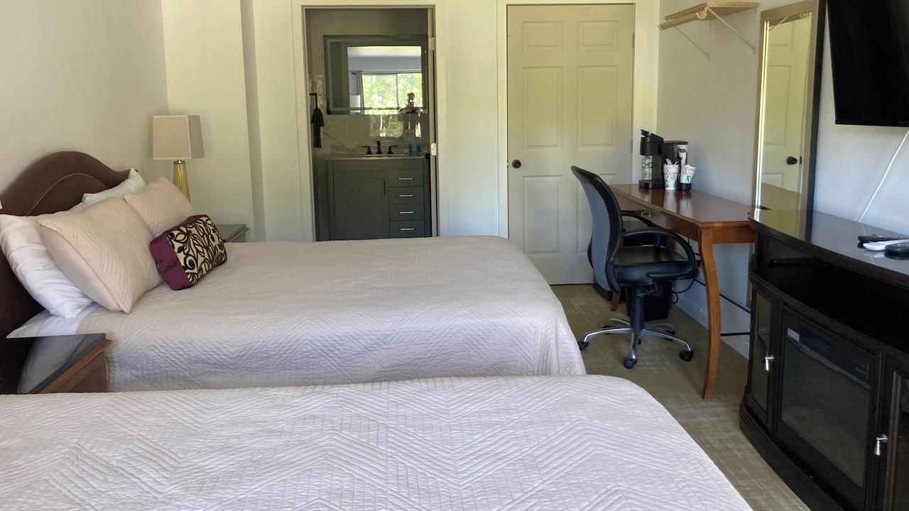 Photo of Bedroom in Saugerties