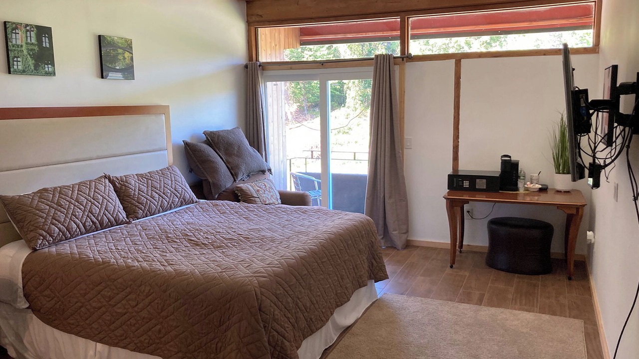 Photo of Bedroom in Saugerties