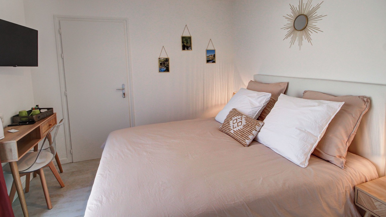 Photo of Bedroom in La Guyonniere