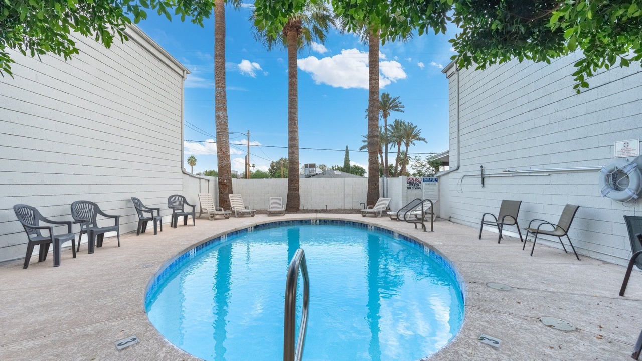 Photo of Outdoor in Pierson Place Historic District