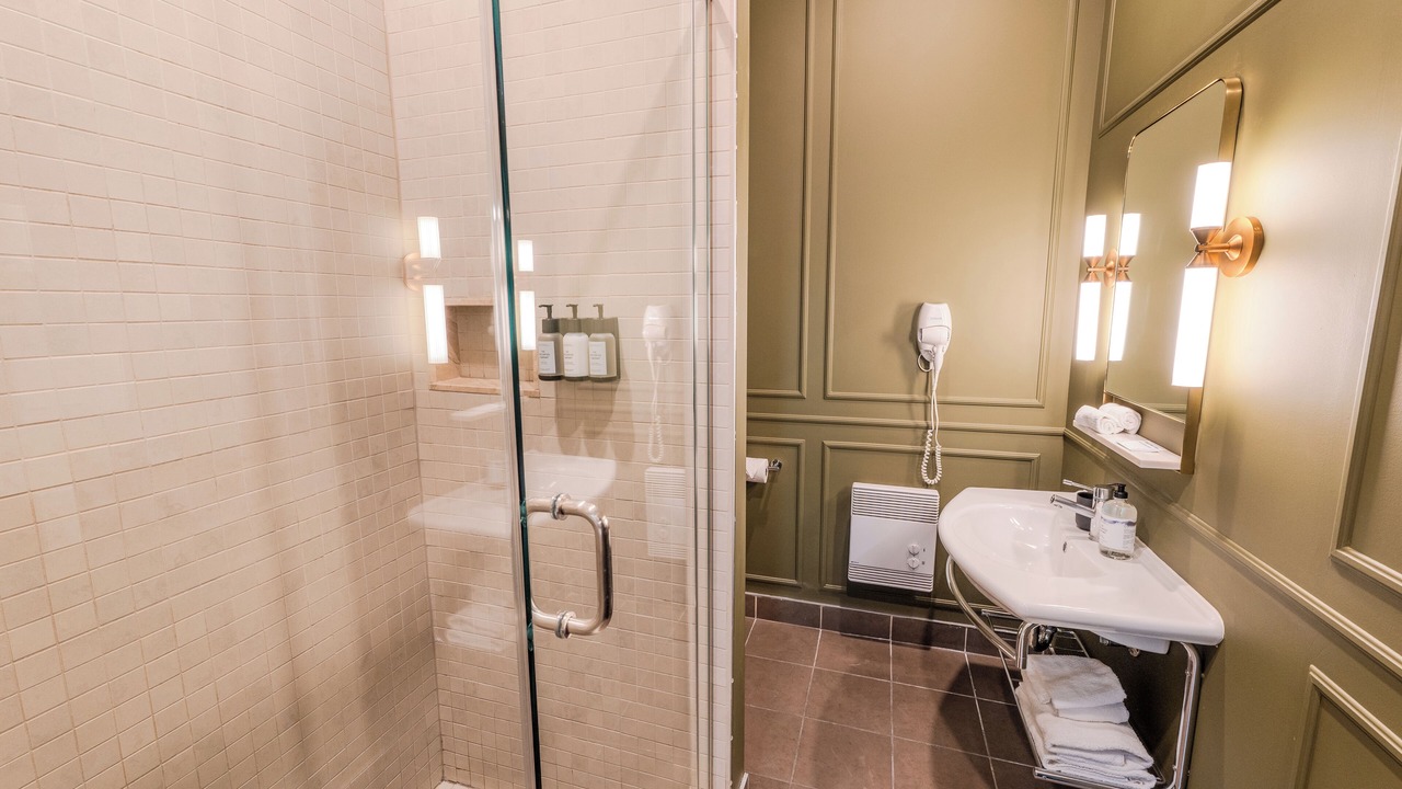 Photo of Bathroom in Latin Quarter