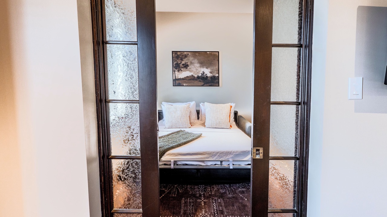Photo of Bedroom in Latin Quarter