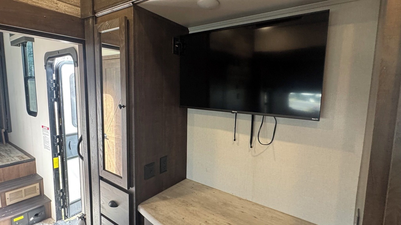 Photo of Livingroom in Draper