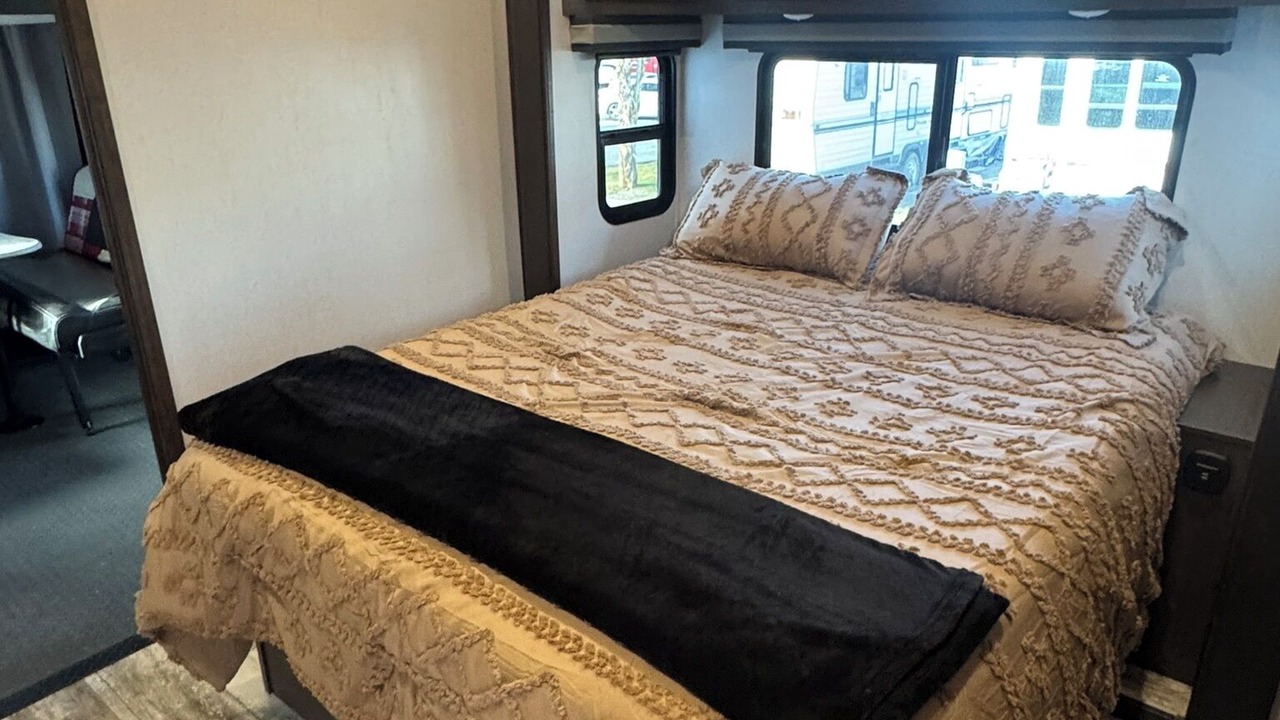 Photo of Livingroom in Draper
