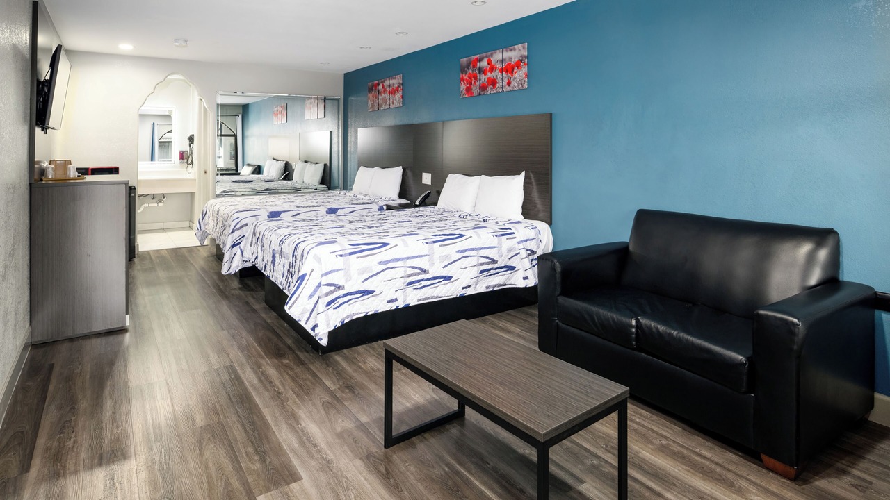 Photo of Bedroom in Midtown