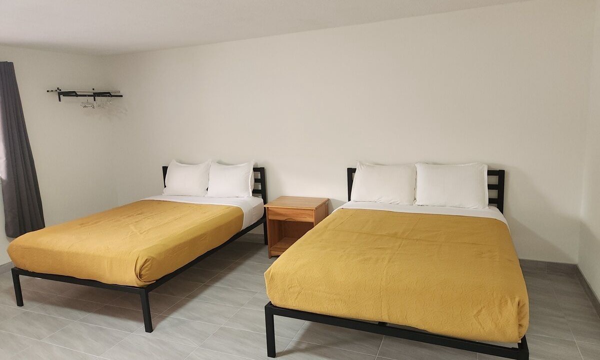 Photo of Others in Kingsland