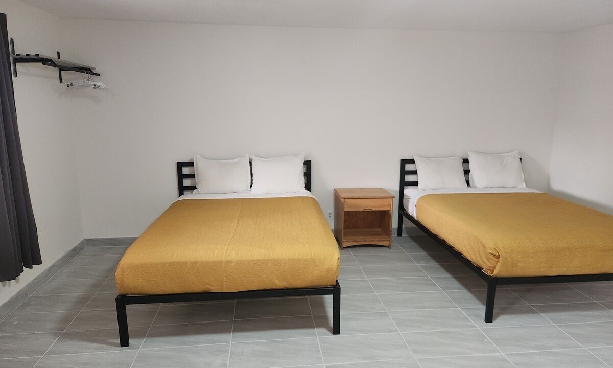 Photo of Others in Kingsland