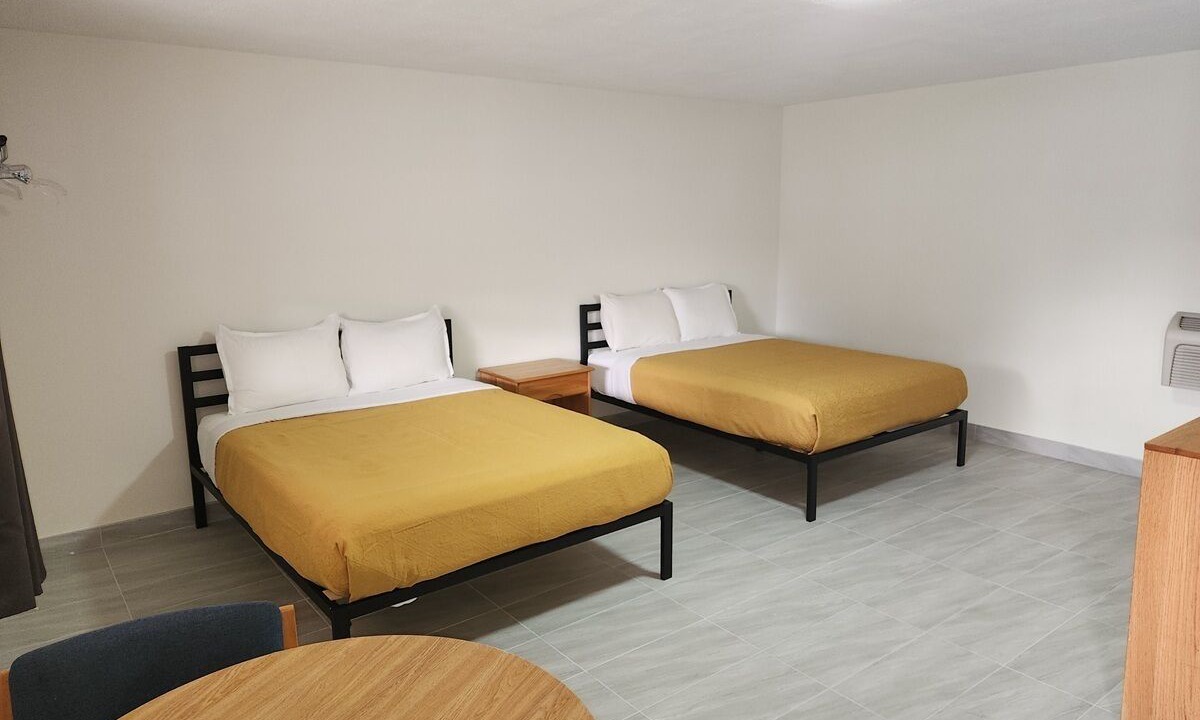 Photo of Others in Kingsland