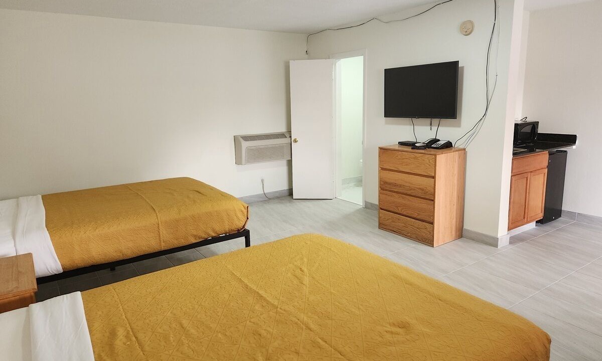 Photo of Others in Kingsland