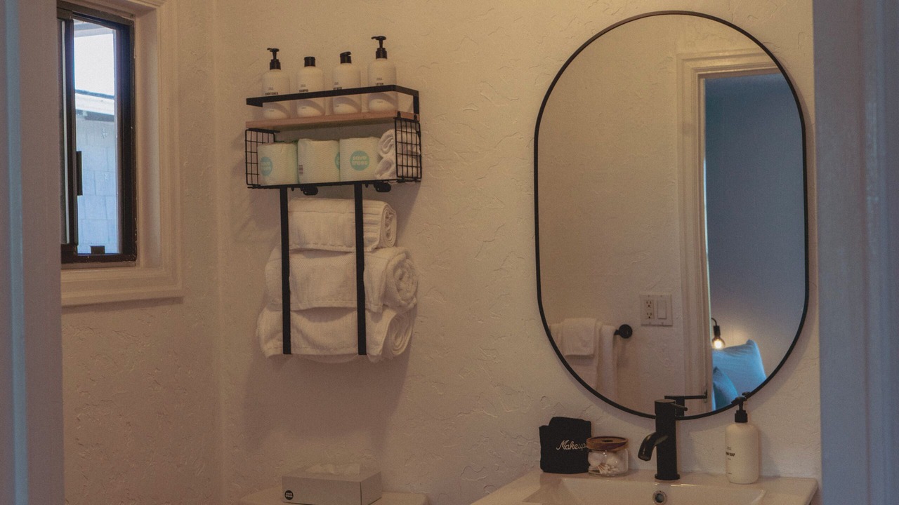 Photo of Bathroom in Manzanita