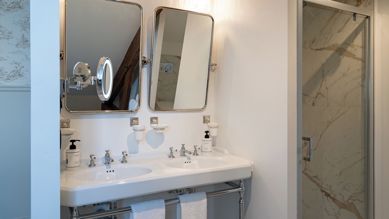 Photo of Bathroom in Bievres