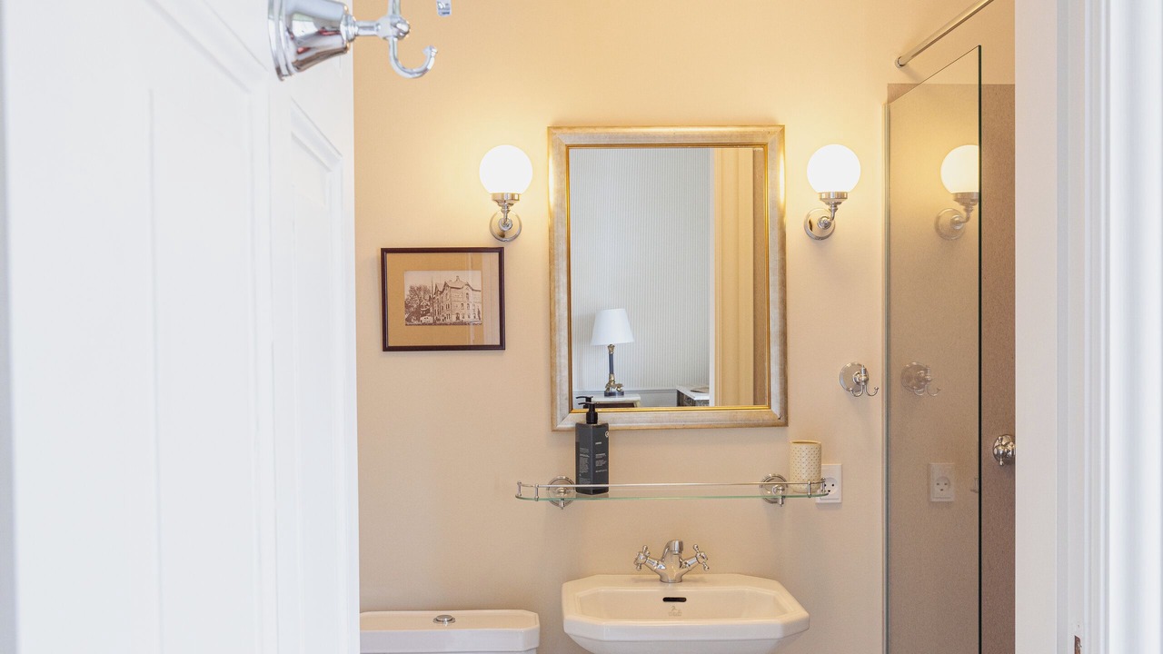Photo of Bathroom in Aarosund