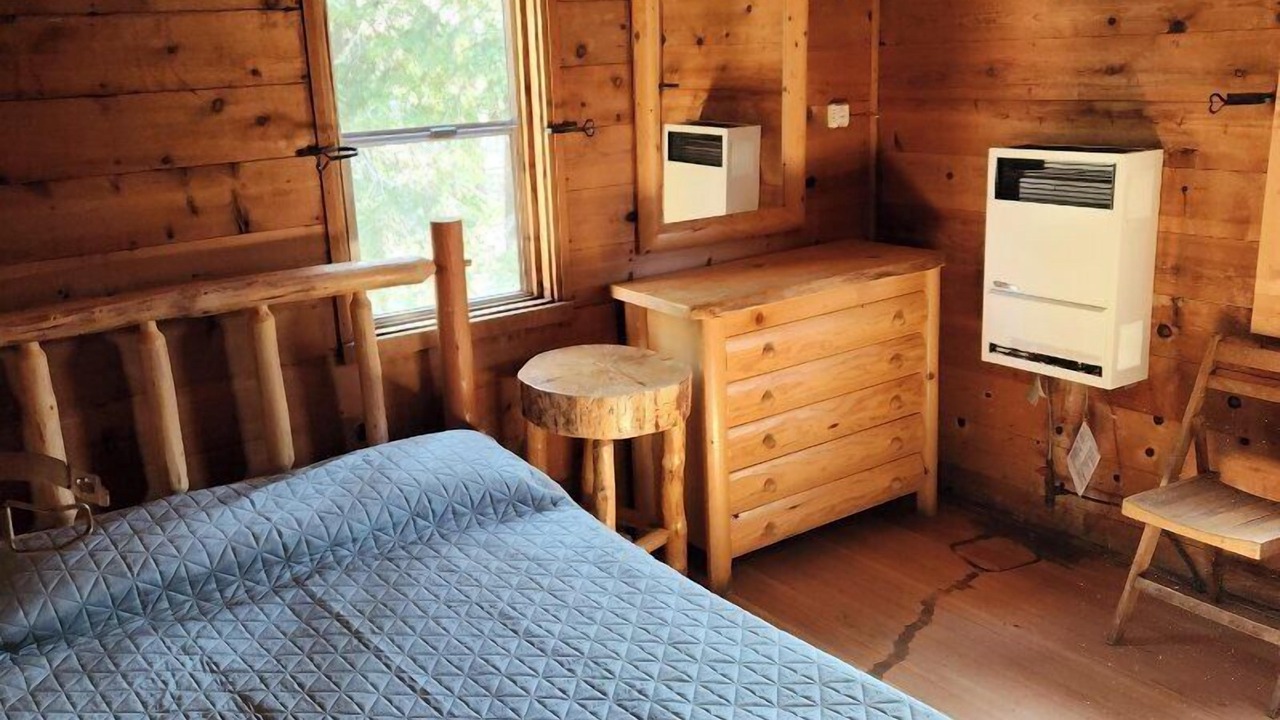 Photo of Bedroom in Plumas County