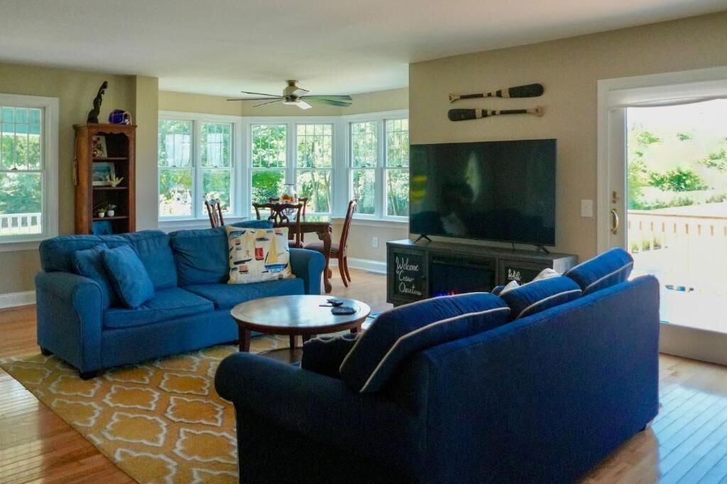 Photo of Others in Rock Hall