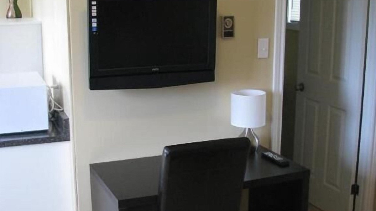 Photo of Bedroom in Groves Point