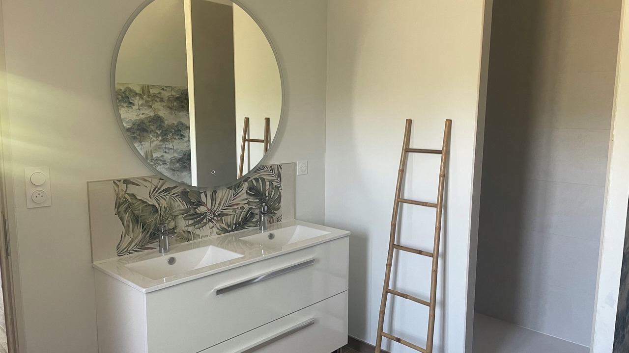 Photo of Bathroom in Servon