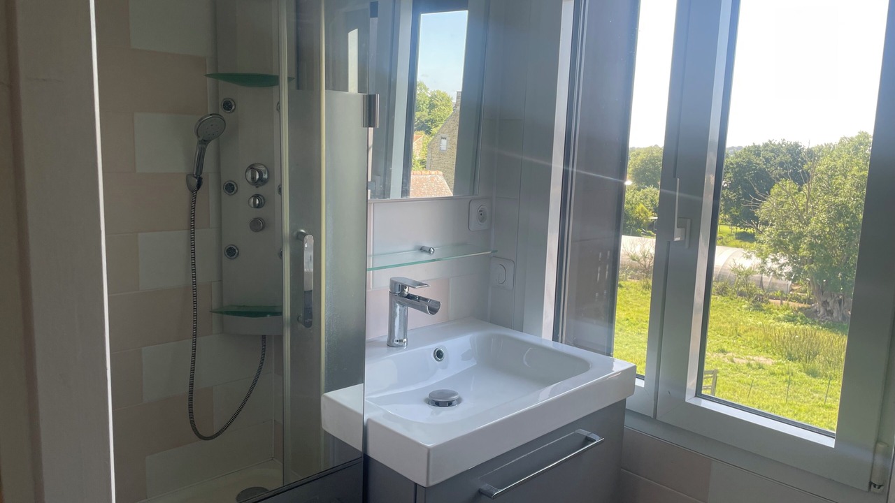 Photo of Bathroom in Servon