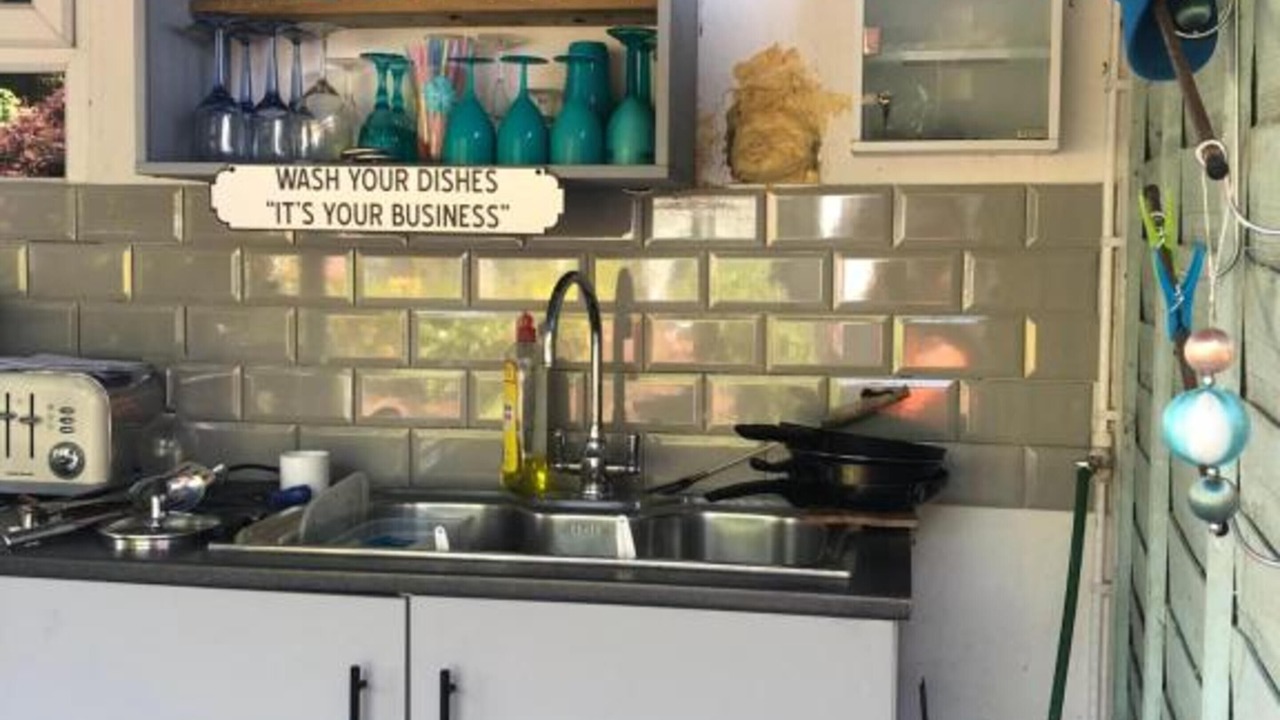 Photo of Kitchen in Horley