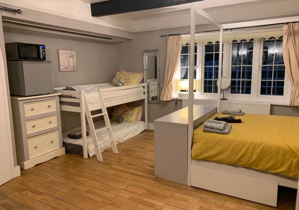 Photo of Bedroom in Horley