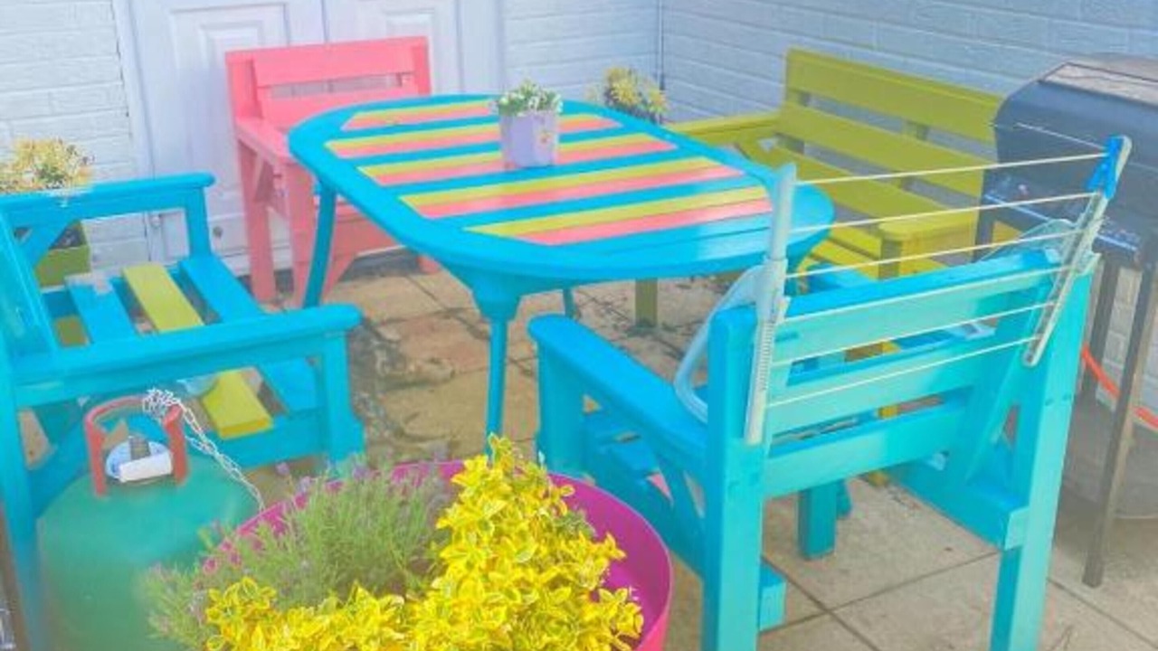 Photo of Others in Horley