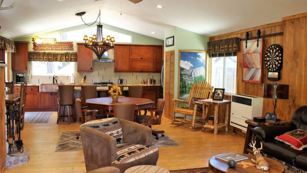 Photo of Livingroom in The Village