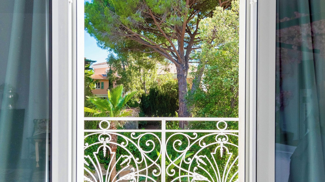 Photo of Patio Balcony in Le Mourillon
