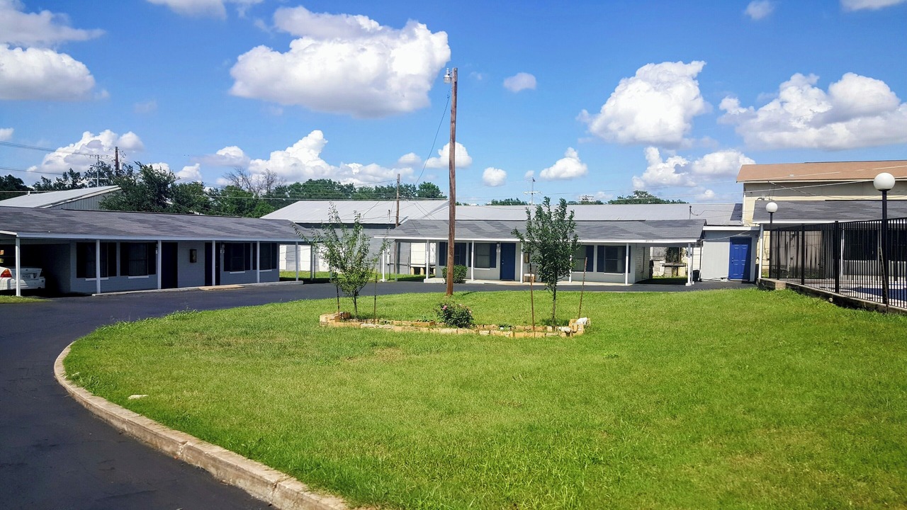 Photo of Outdoor in Burnet