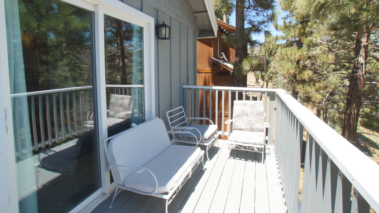 Photo of Patio Balcony in Big Bear City