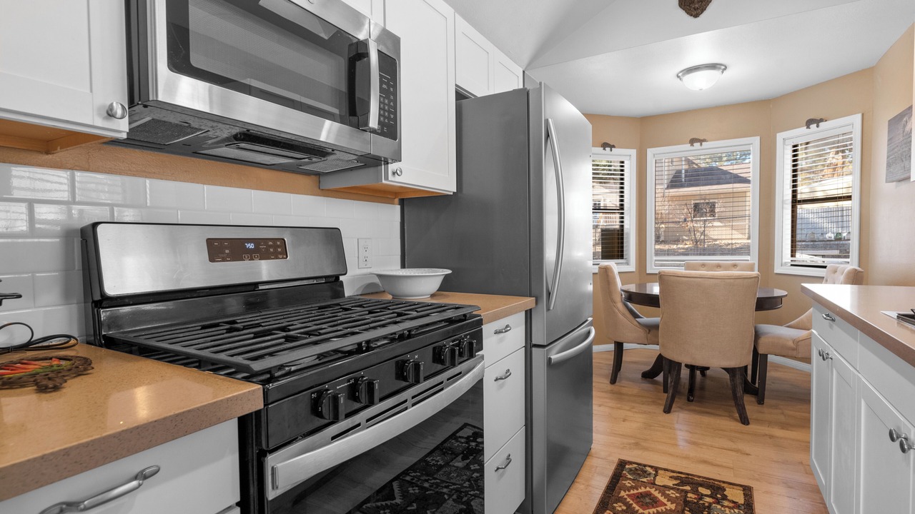 Photo of Kitchen in Big Bear City
