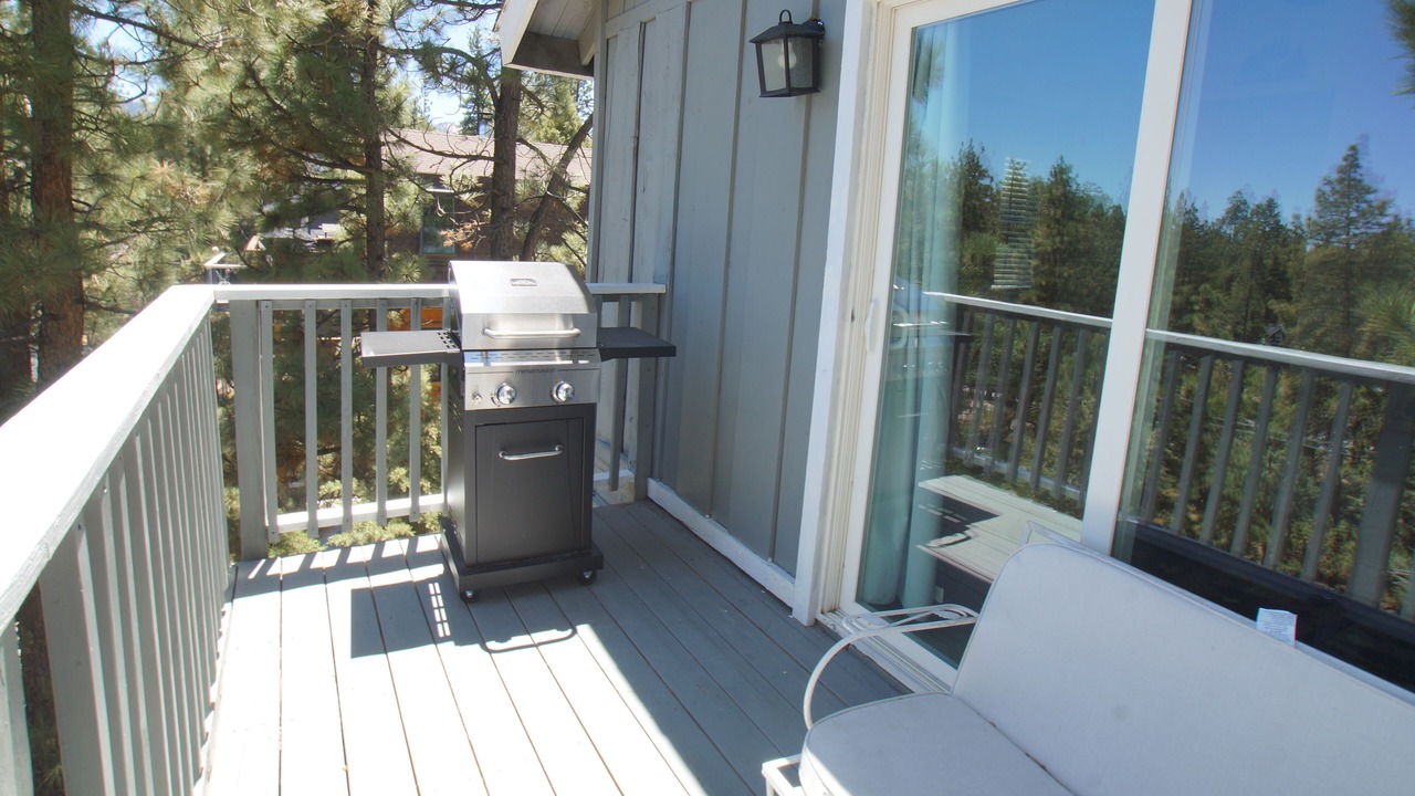 Photo of Patio Balcony in Big Bear City