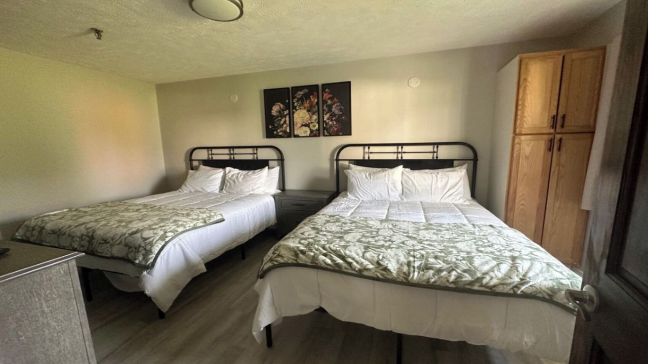 Photo of Bedroom in Oakland City