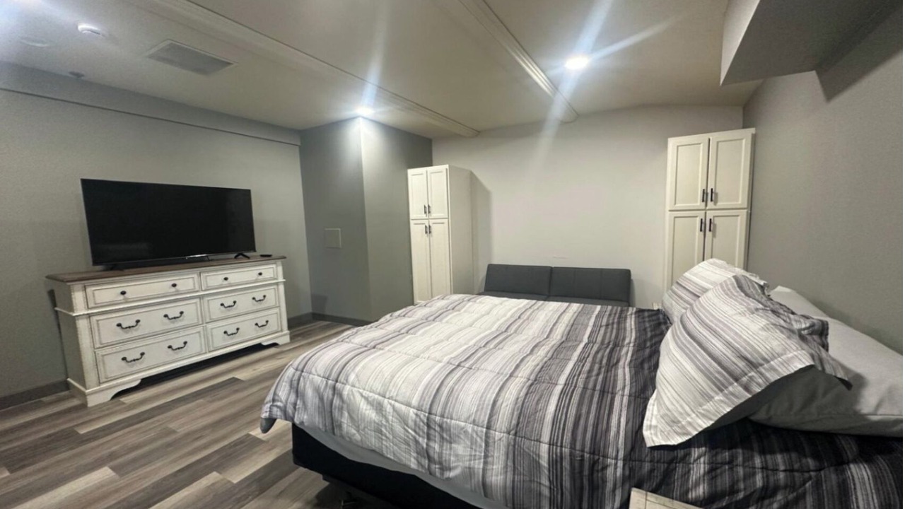 Photo of Bedroom in Oakland City