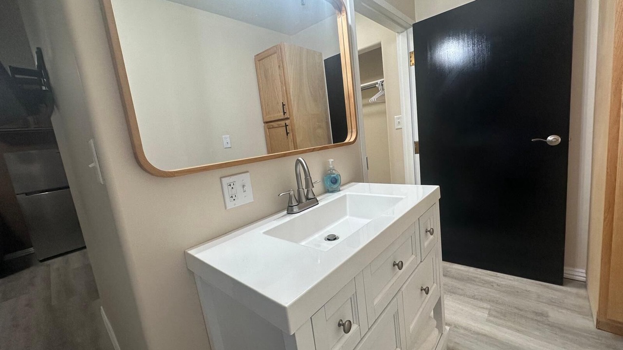 Photo of Bathroom in Oakland City